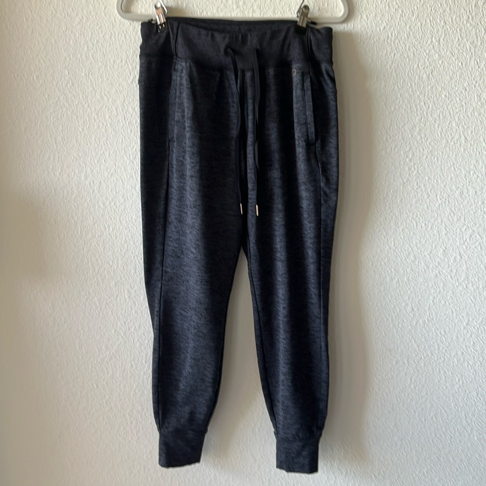 Calia by Carrie Underwood Jogger Pants sz M Dark Gray